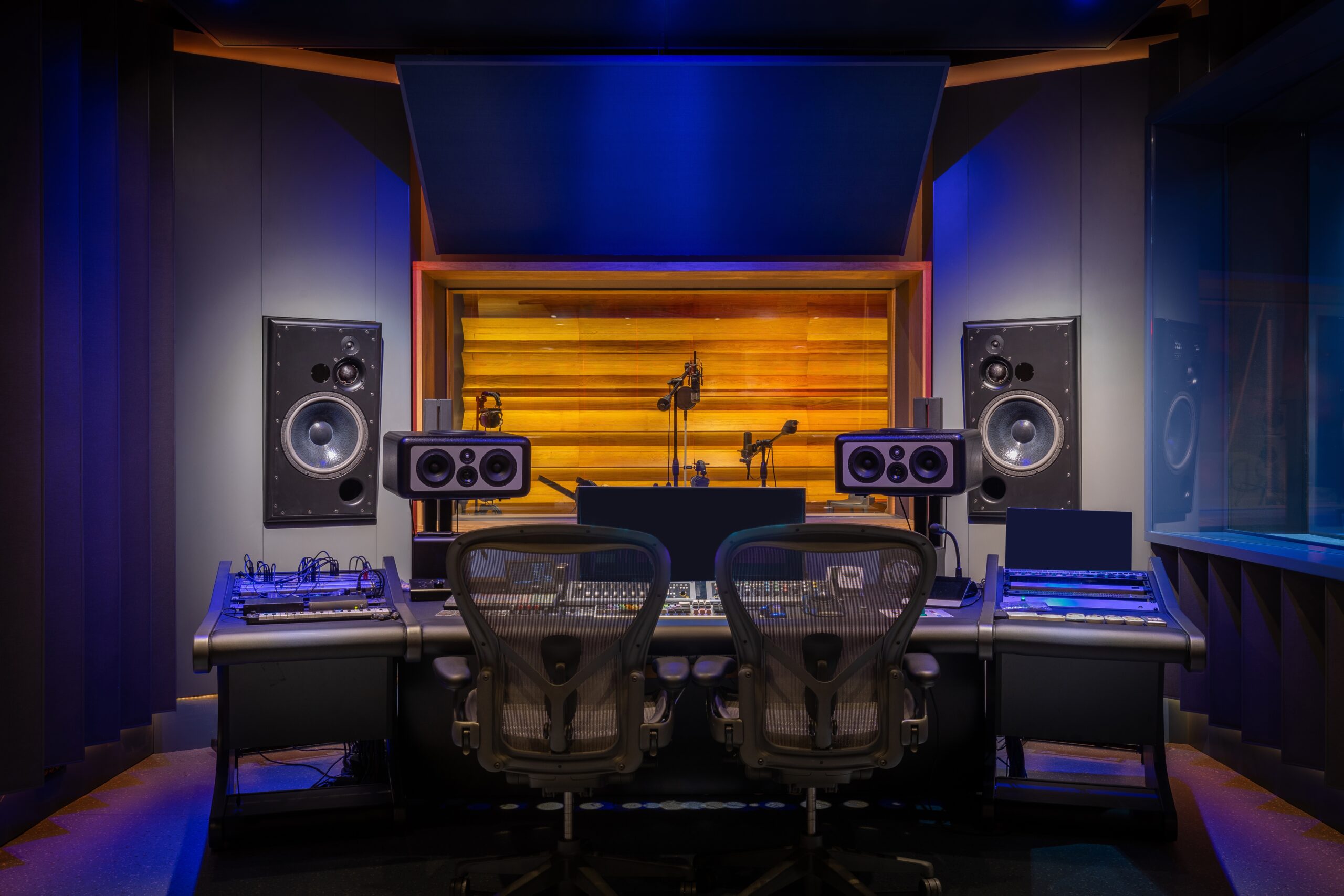 Qué es un estudio de grabación musical y qué se necesita para uno profesional